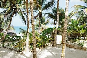 Olas Tulum