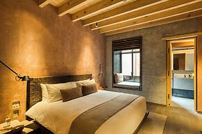 Casa Tenue