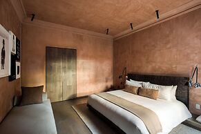 Casa Tenue