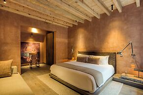Casa Tenue
