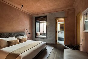 Casa Tenue