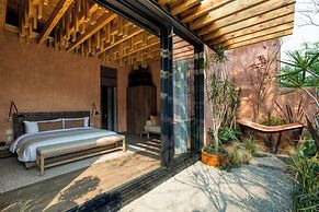 Casa Tenue