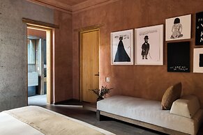 Casa Tenue