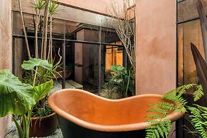 Casa Tenue