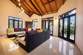 ThiThi's Palace