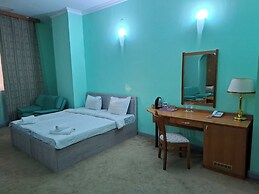 EXPO Hotel
