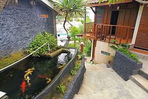 Karlie Inn