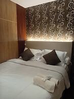 El Royale By Farizi Rooms