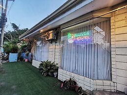 Resort’s Side Hostel near Shangrila