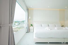 The Modern Pool Villa Hua Hin