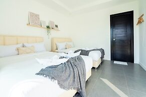 The Modern Pool Villa Hua Hin