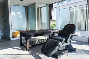 The Modern Pool Villa Hua Hin