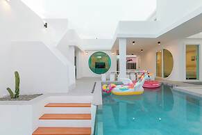 The Modern Pool Villa Hua Hin