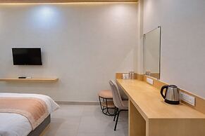 Hotel Manas Inn