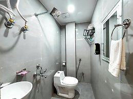 Hotel Manas Inn