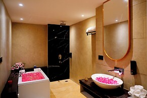 Q' Nest Hotel Cloud End Lansdowne