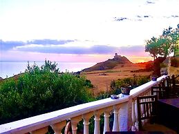 LA COLLINA SUL MARE