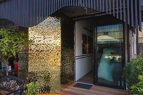 22 Hostel