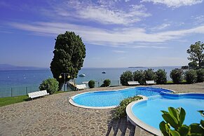 Specchio sul Lago in Manerba del Garda