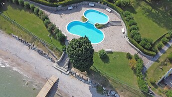 Specchio sul Lago in Manerba del Garda