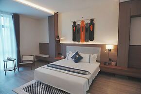AMY HOTEL