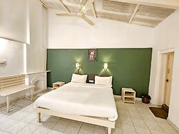 iSTAYS The Colonial Villa Yercaud