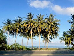 Calm Beach Inn