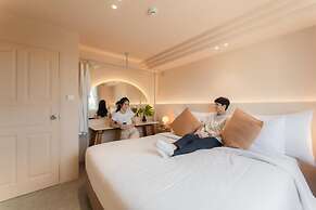 Mai Hotel
