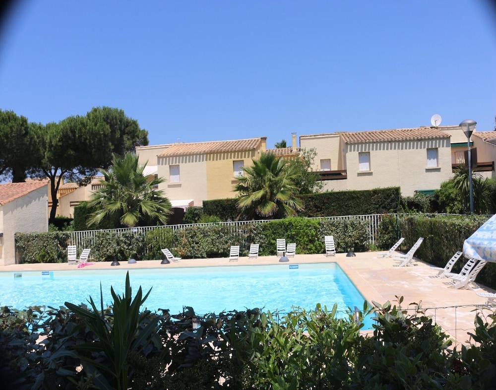 Coastal Comfort in Agde