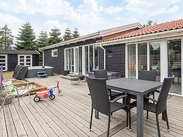4 Star Holiday Home in Vaeggerlose