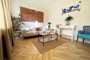 2BR2Bath Central Apt Close to Nişantaşi