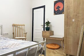2BR2Bath Central Apt Close to Nişantaşi