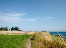 Coastal Apartment With Balcony