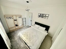 Ayaz home