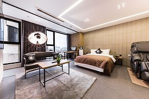 HOTEL CULLINAN