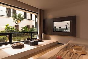 Shangri La Yi Shan Ban Yun Inn
