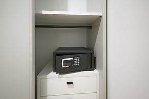 La Corte Rental Room