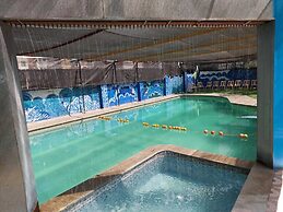 Yogi Golden Resort