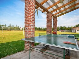 Comfortable Holiday Homes, Covered Pool