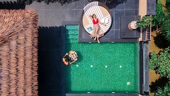 Tree of Life Amara Resorts & Spa Udaipur