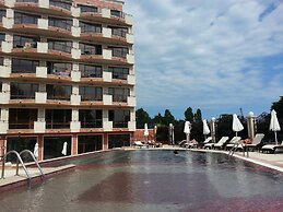 River Park - Menada Apartments