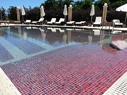 River Park - Menada Apartments