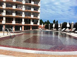 River Park - Menada Apartments
