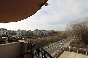 River Park - Menada Apartments
