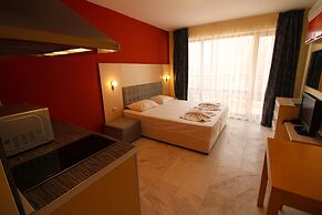 River Park - Menada Apartments