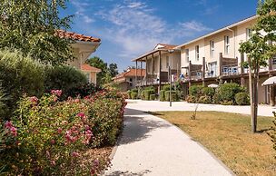 Lakeside Stay w/ Terrace