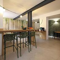 Nine Rooms Suites
