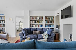 Water Edge House Boathouse