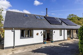 Water Edge House Boathouse