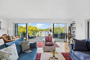 Water Edge House Boathouse